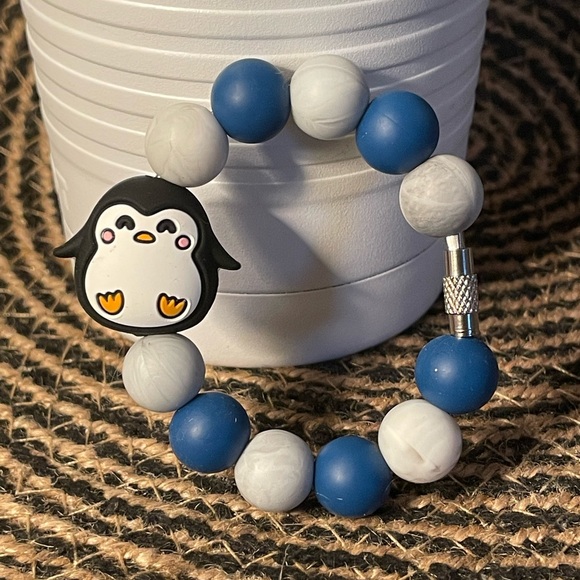 Penguin 🐧 Tumbler Charm - Picture 1 of 1